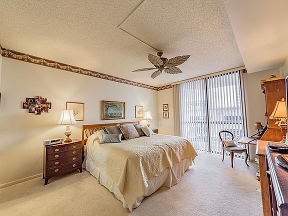 3rd image of 1 Beach Dr SE Unit 910