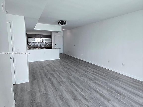 5th image of 950 Brickell Bay Dr APT 3300