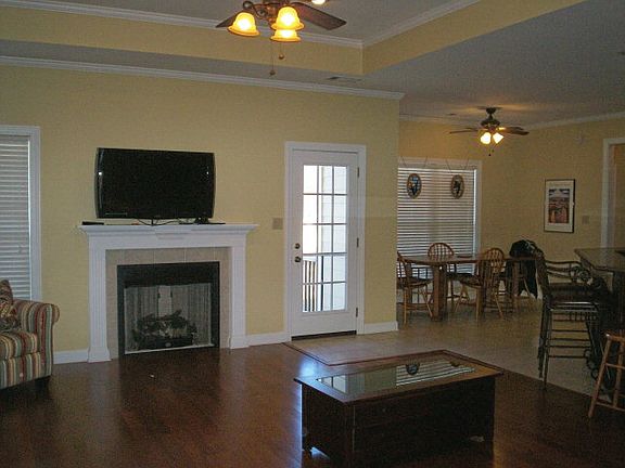 2nd image of 102 London Cv