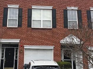 7 Hampton Dr, Nanuet, NY 10954