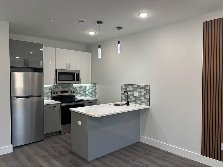 1108 W Dauphin St #5B — Photo 1