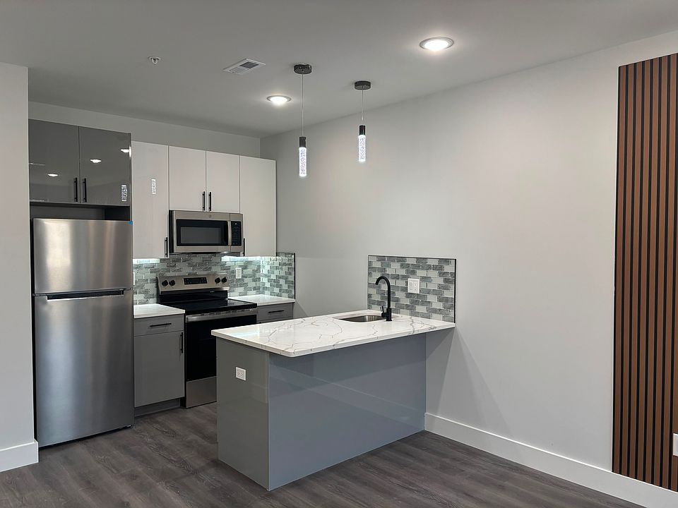 1st image of 1108 W Dauphin St #5B