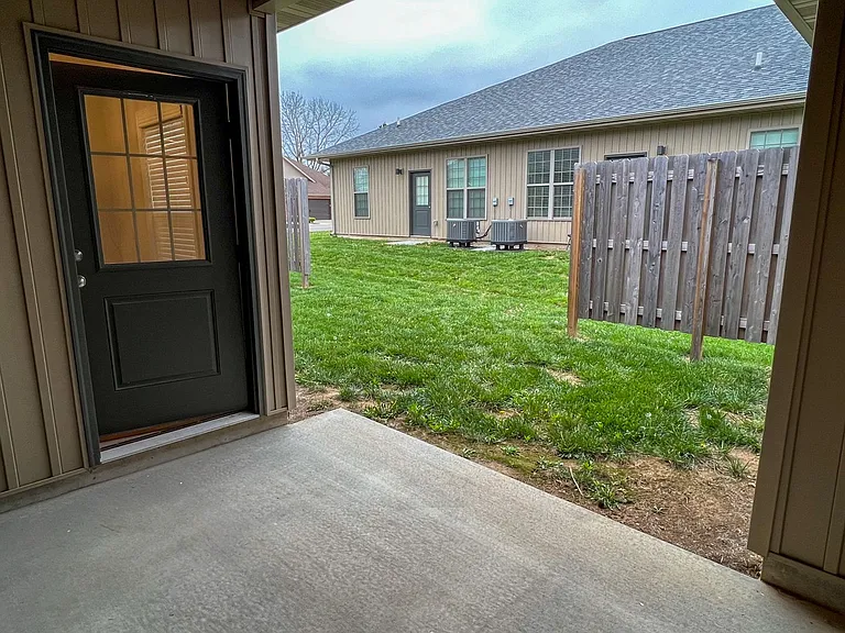 3021 W Cardinal St — Photo 11