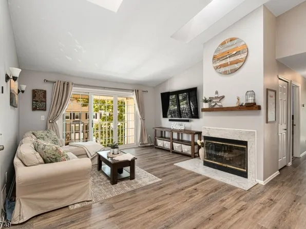 1101 Sage Ct #1101, Mahwah Twp., NJ 07430