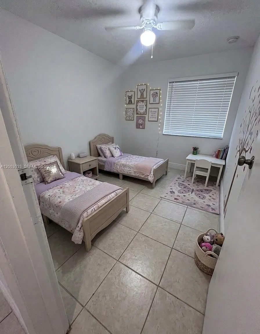 Shephard Heights Addn — Photo 3
