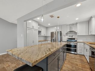 16811 Bougainvilla Ln, Friendswood, TX 77546