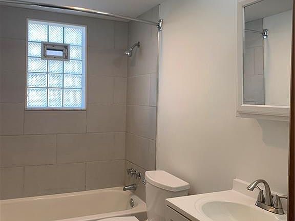 5th image of 6311 Theota Ave #1