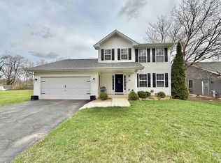 206 Ambrose Dr SE, Poplar Grove, IL 61065