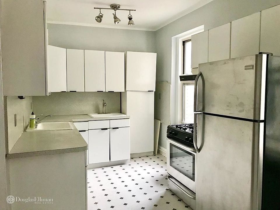 1st image of 868 E 7th St APT 5-A