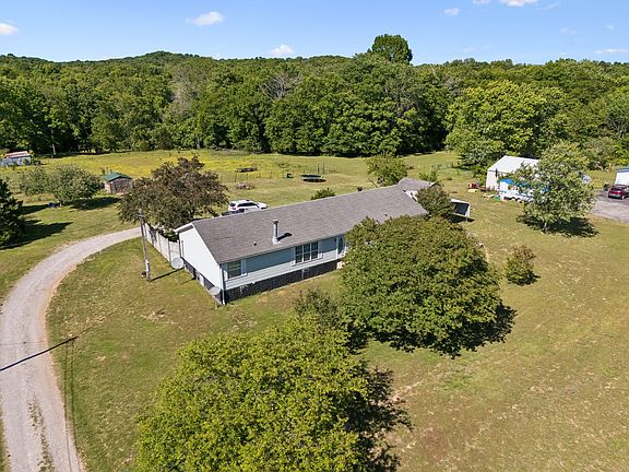 2nd image of 4870 Haley Ln