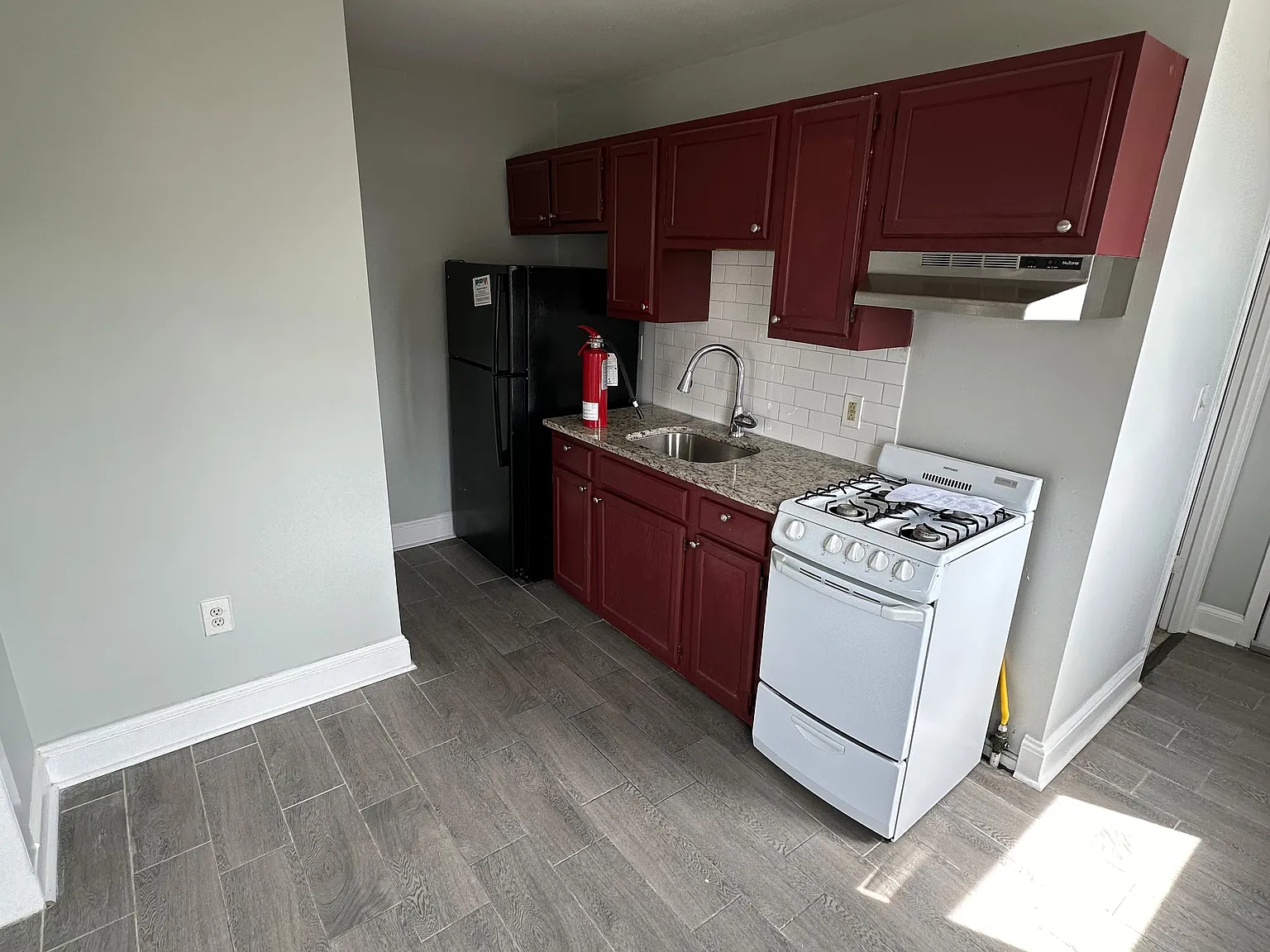 1 bed, 1.0 bath, $1,000 — Photo 4