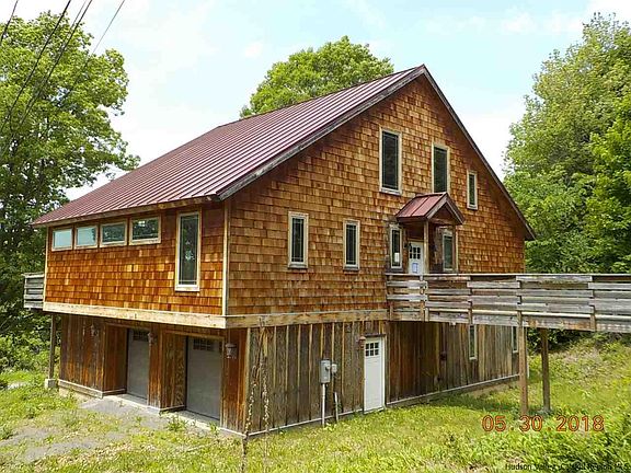3rd image of 7 Chapel Dr