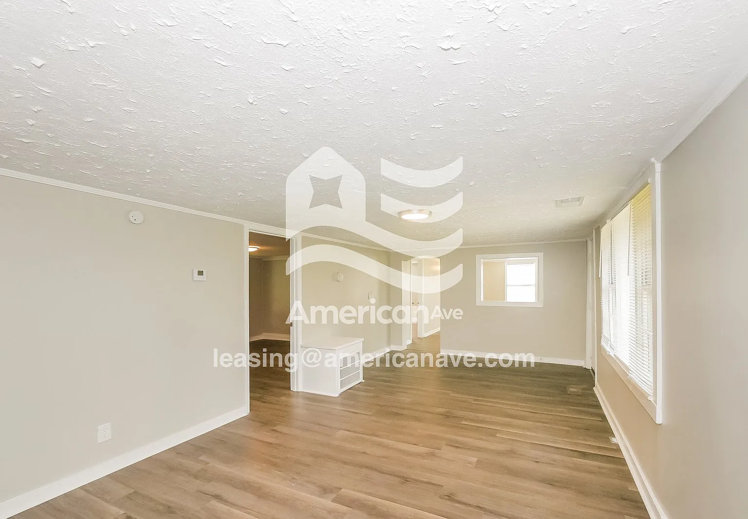 3 bed, 1.0 bath, 1162 sqft, $1,586 — Photo 3