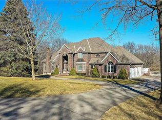 29300 E Pink Hill Rd, Grain Valley, MO 64029