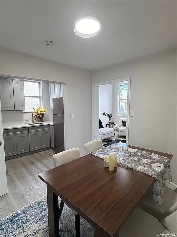 2 bed, 1.0 bath, 1260 sqft, $2,900 — Photo 4