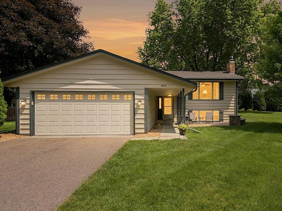 1st image of 8033 Dakota Ln