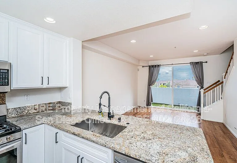 1760 E Palomar St E #304 — Photo 7