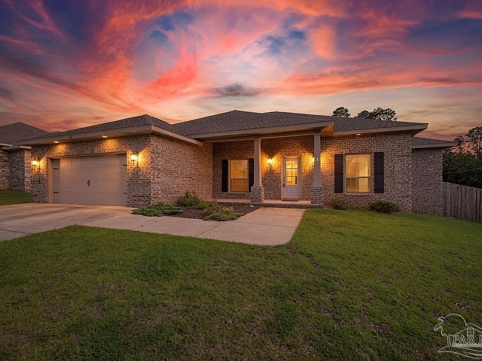 1st image of 400 Broadleaf Cir