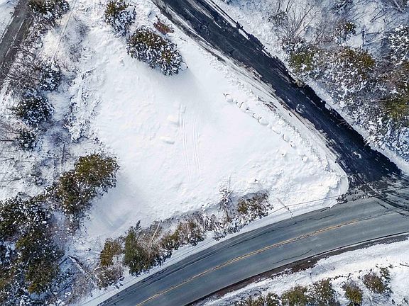 5th image of Montague Rd