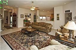 4th image of 329 Preston Ln