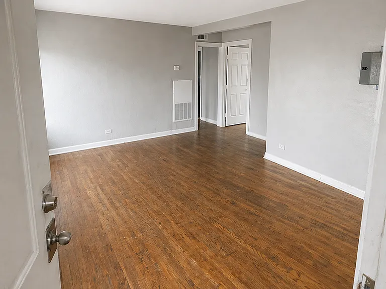 2331 Cincinnati Ave — Photo 9