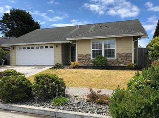 1260 N Park Ln, McKinleyville, CA 95519
