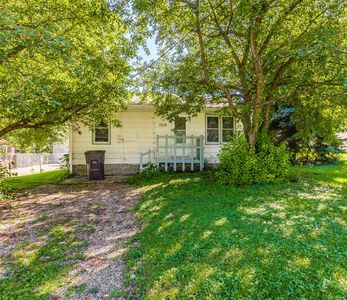 1018 Lewis Ave, Des Moines, IA, 50315