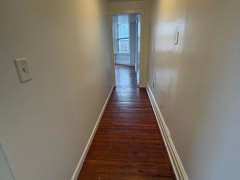 152 W King St #2 — Photo 4