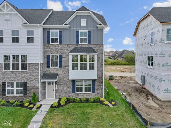 6293 Loraine Dr, Brownsburg, IN 46112