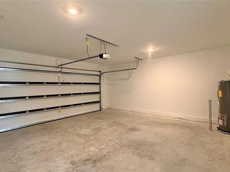 1558 Loxley Trl — Photo 43