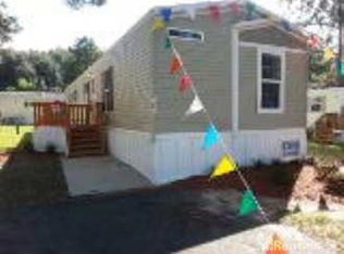 127 Castle Dr, Gainesville, FL 32607