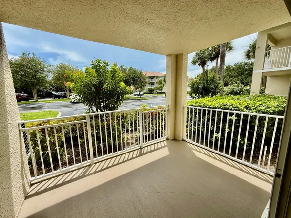 181 SW Palm Dr, Port Saint Lucie, FL