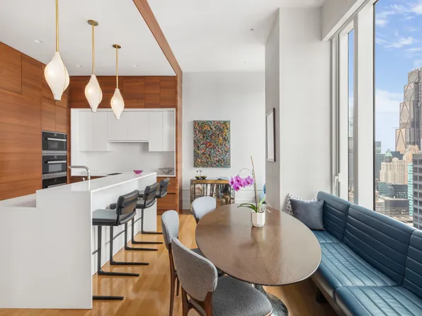 252 East 57th Street image 13 of 27