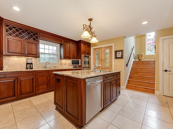 granite; travertine floors