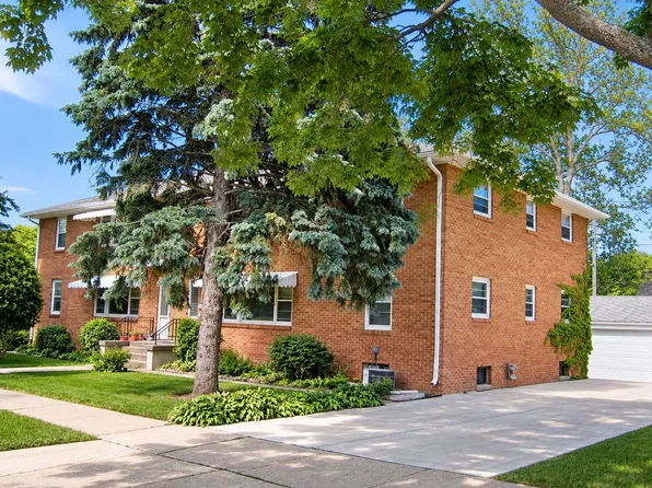 Berwyn Drive Apartments