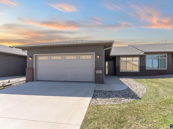 8203 W Monroe Pl, Sioux Falls, SD 57106