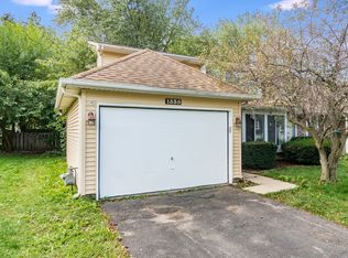 1335 Maroon Dr, Elgin, IL 60120