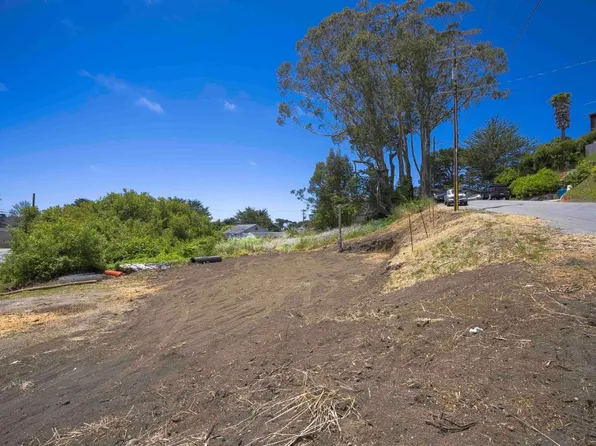 882 Stetson St, Moss Beach, CA 94038