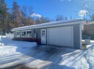 862 Cherokee Trl, Roscommon, MI 48653