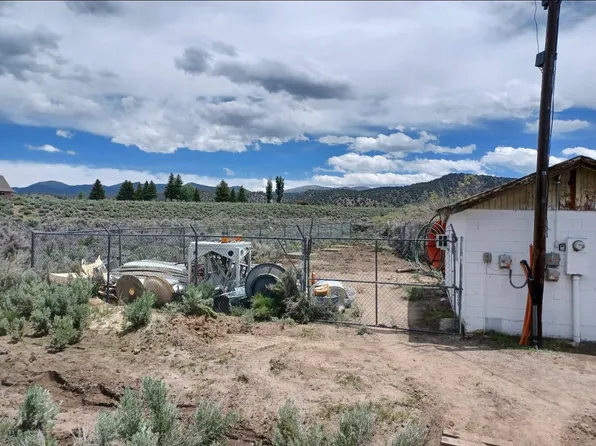 45 S Buckeye Dr, Bridgeport, CA 93517