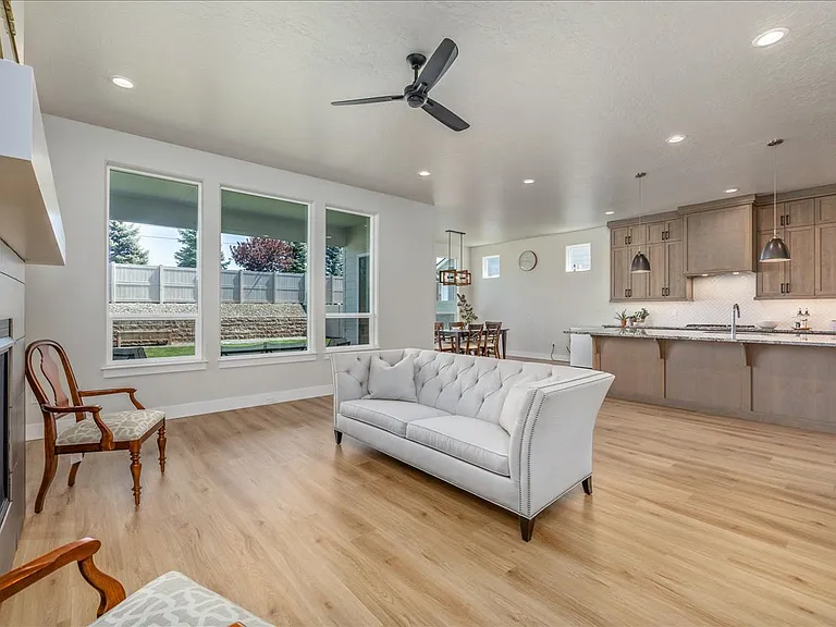 5562 S Zaivcla Ave — Photo 46