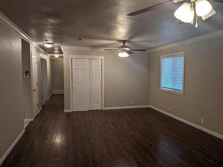 3861 Hurner Ct — Photo 3