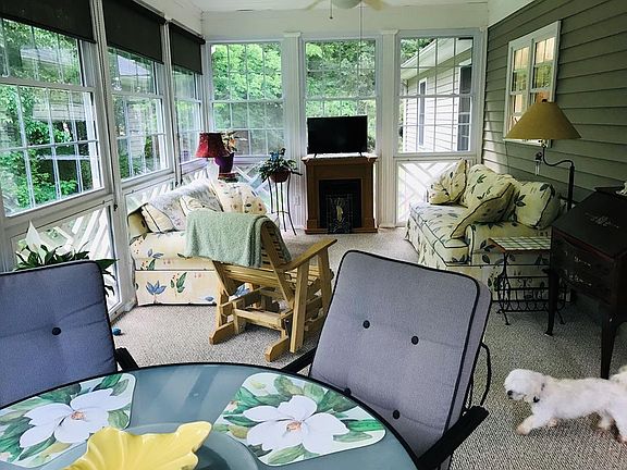 4th image of 4519 Brentwood Dr
