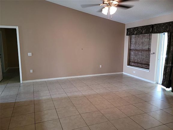 3rd image of 1112 Murat Pl