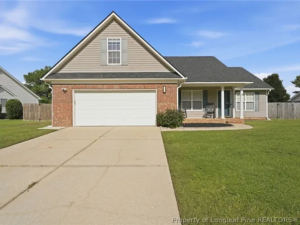 207 Van Buren Dr, Raeford, NC 28376