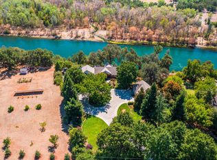 6374 Park Ridge Dr, Anderson, CA 96007