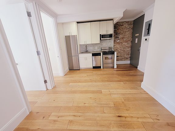 3rd image of 342 E 85th St #8