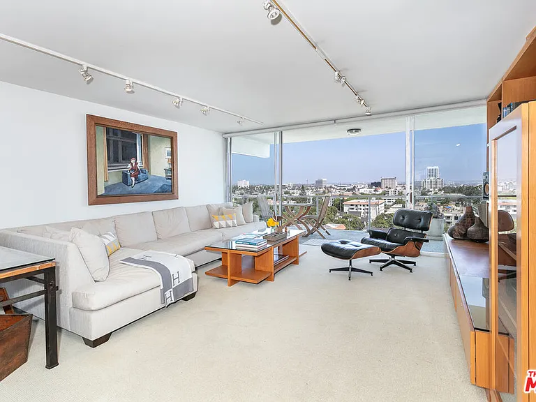 535 Ocean Ave #11D — Photo 2