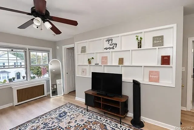 1 bed, 1.0 bath, 500 sqft, $3,000 — Photo 2