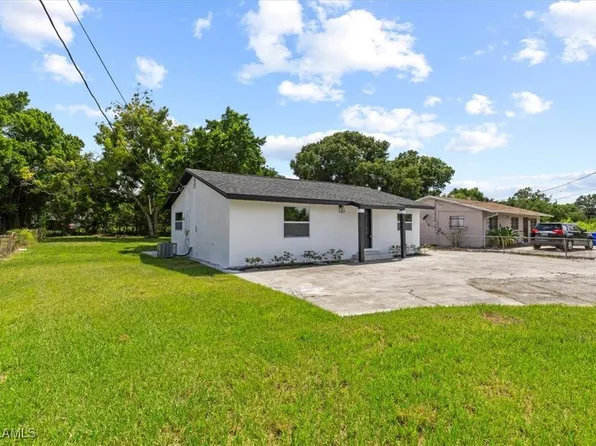 328 Nogales St, Fort Myers, FL 33916